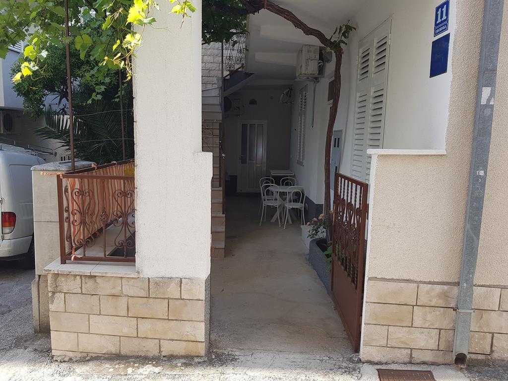 Apartments Center Baška Voda Kültér fotó